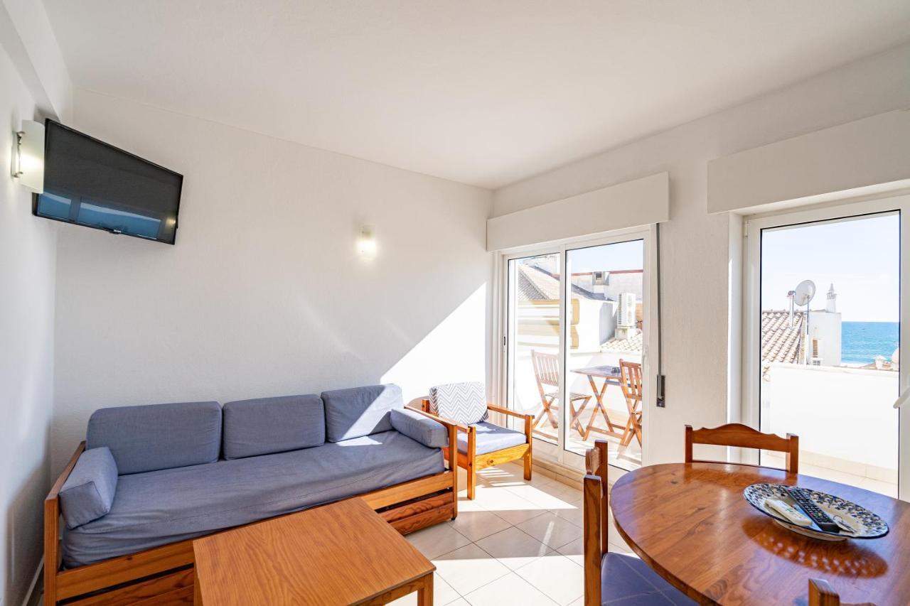 Apartamento Edifício Sequeira - Local By Portugalferias *